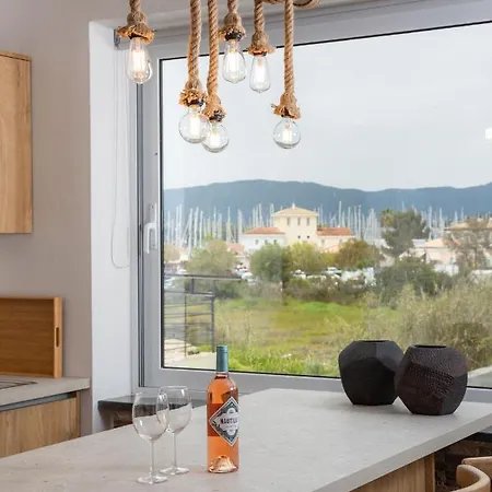 Konstantino's Corfu Marina View *
